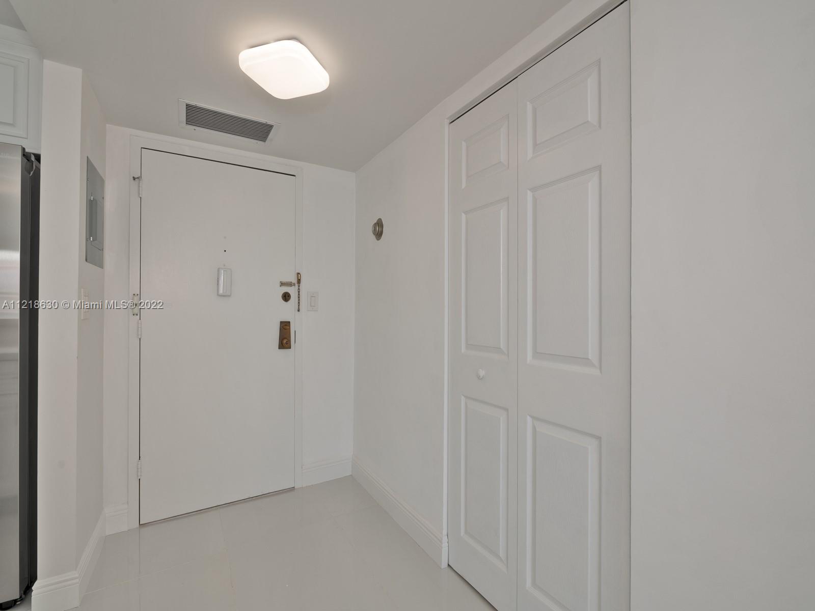 3800 S Ocean Dr Unit: 1517