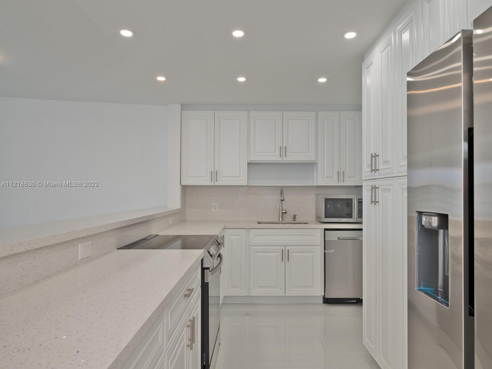 3800 S Ocean Dr Unit: 1517