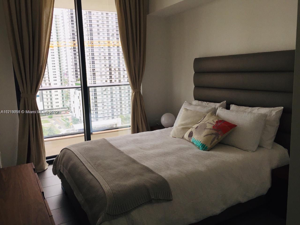 1600 NE 1st Ave Unit: 1407