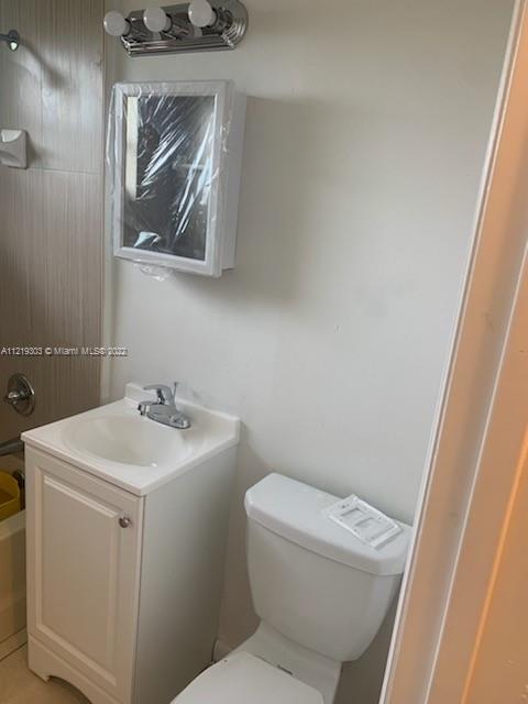 750 NW 56th St Unit: 13