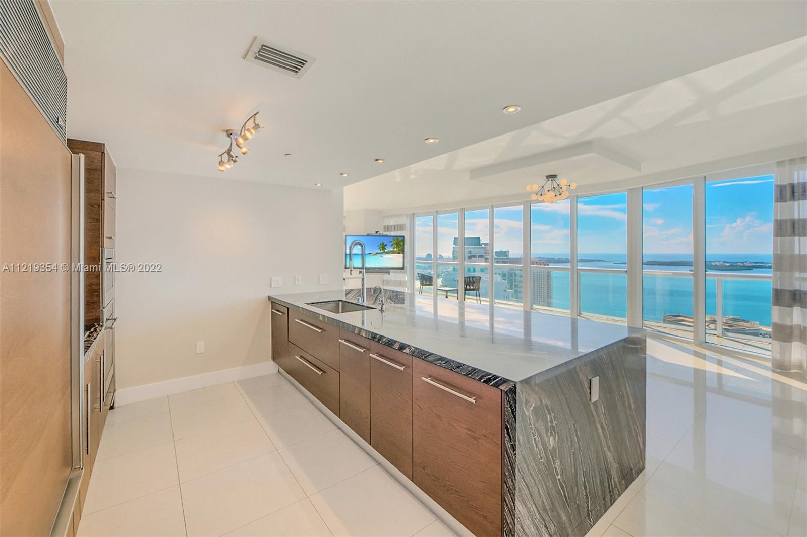 465 Brickell Ave Unit: 4301