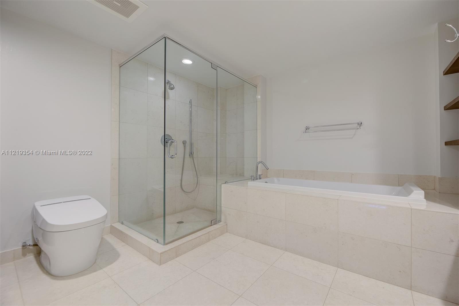 465 Brickell Ave Unit: 4301