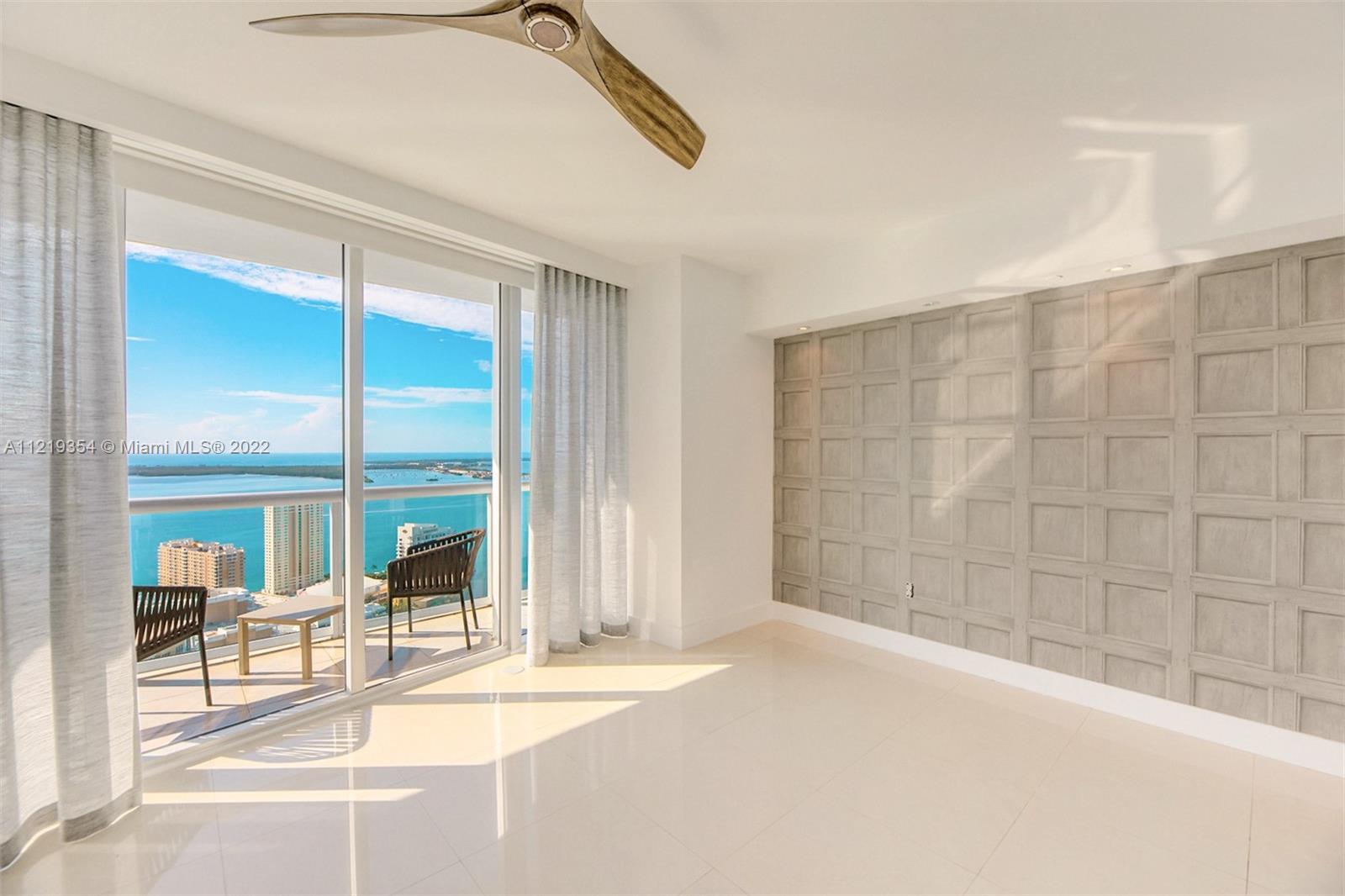 465 Brickell Ave Unit: 4301
