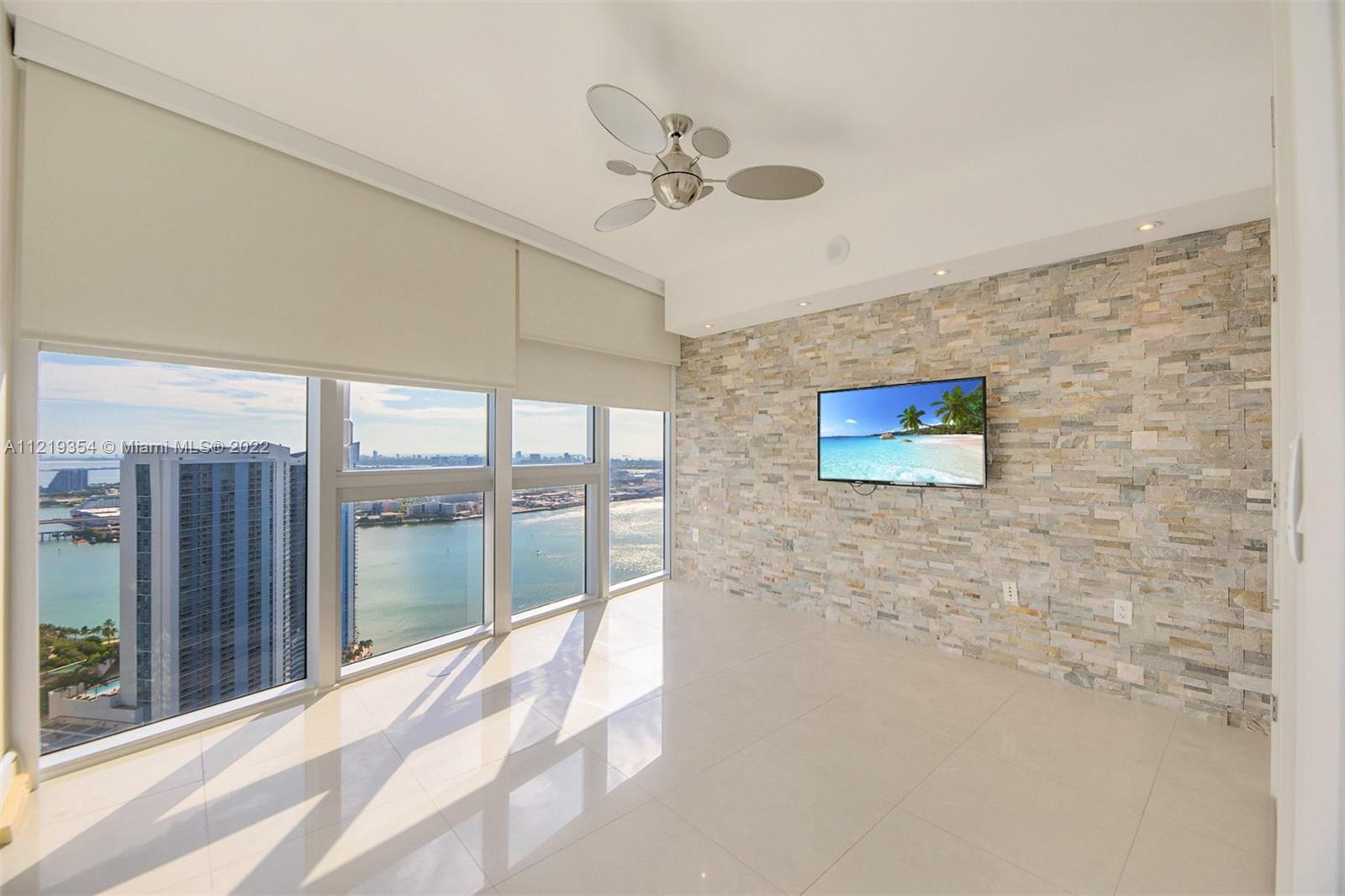 465 Brickell Ave Unit: 4301