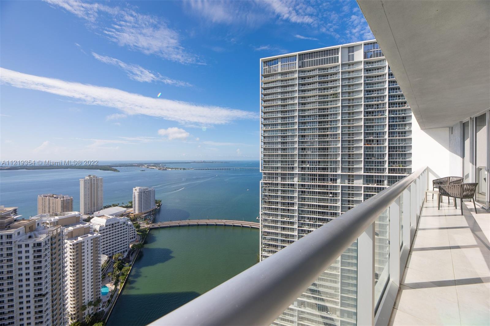 465 Brickell Ave Unit: 4301