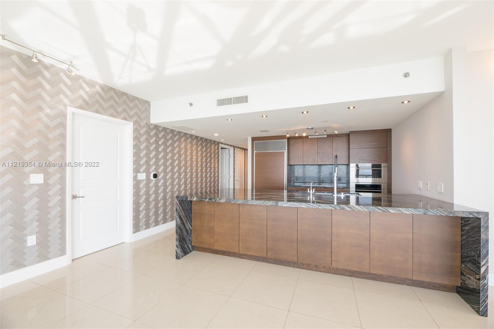 465 Brickell Ave Unit: 4301
