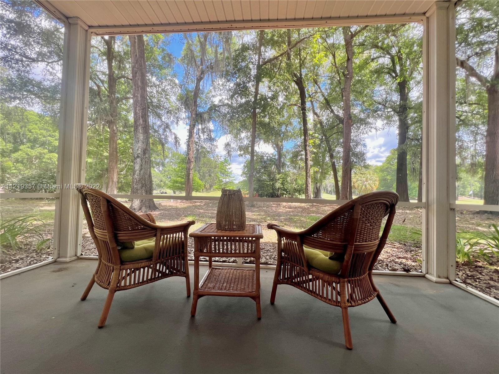 10000 SW 52ND AVE Unit: -