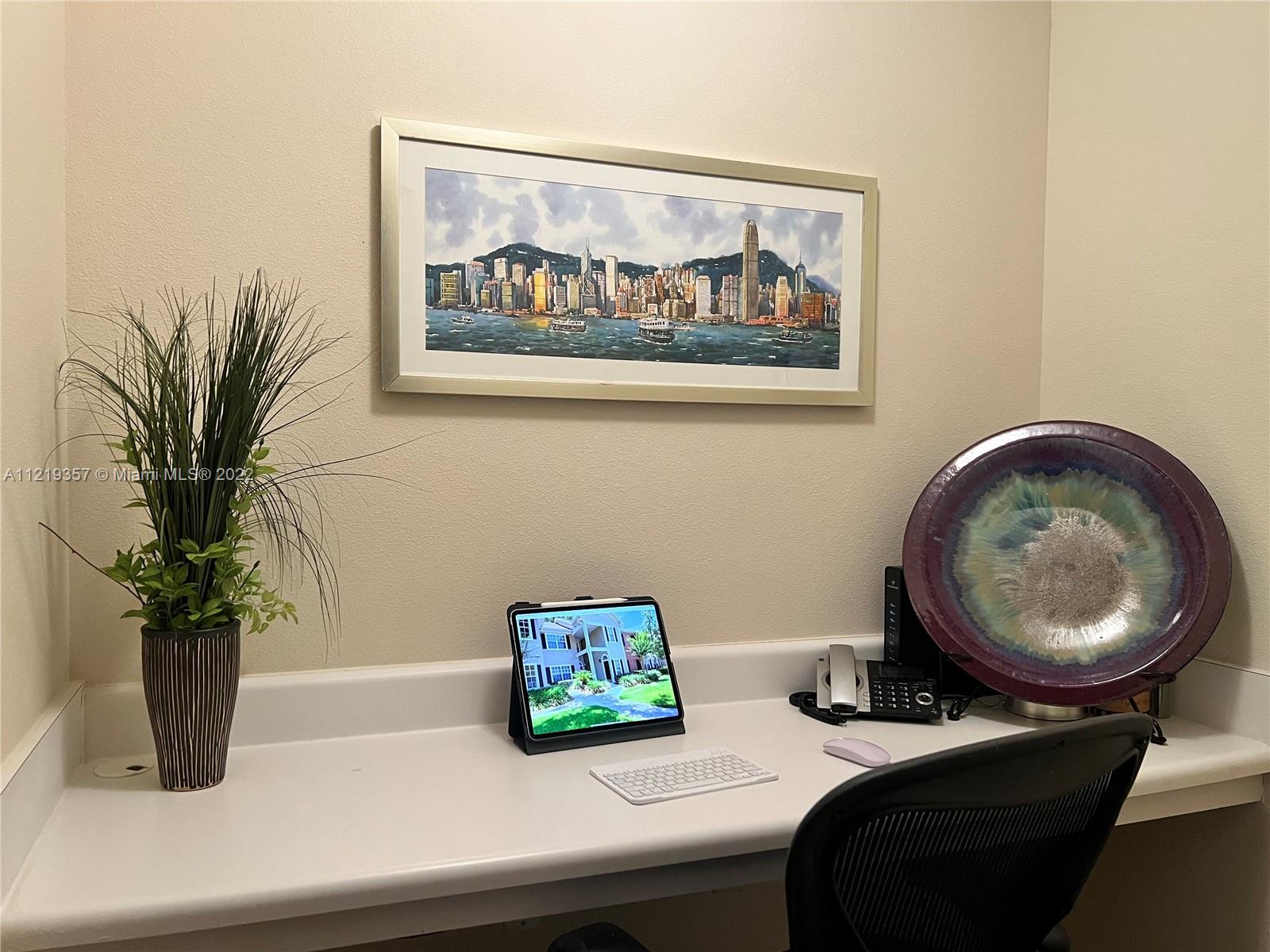 10000 SW 52ND AVE Unit: -