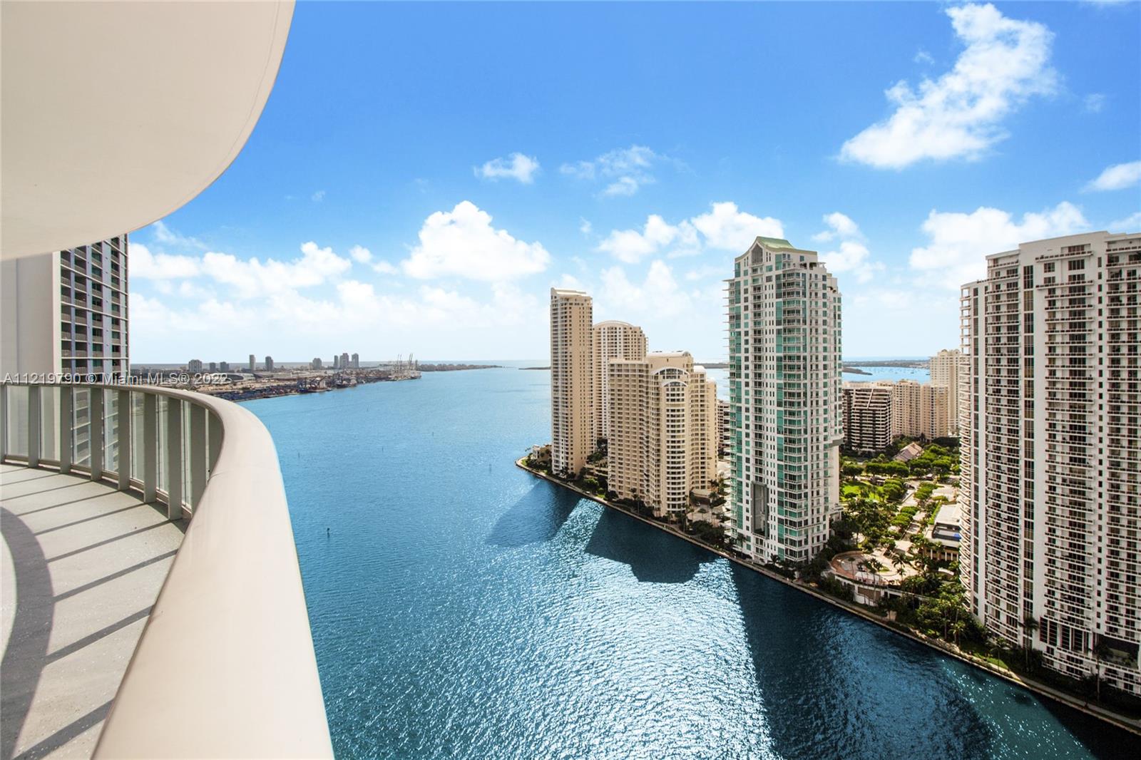 300 S Biscayne Blvd Unit: T-3405