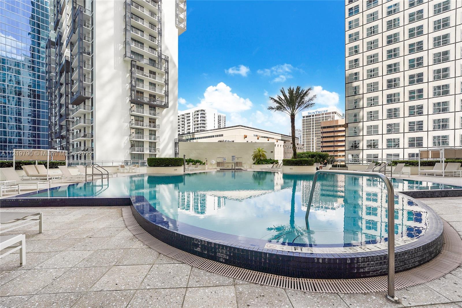 300 S Biscayne Blvd Unit: T-3405