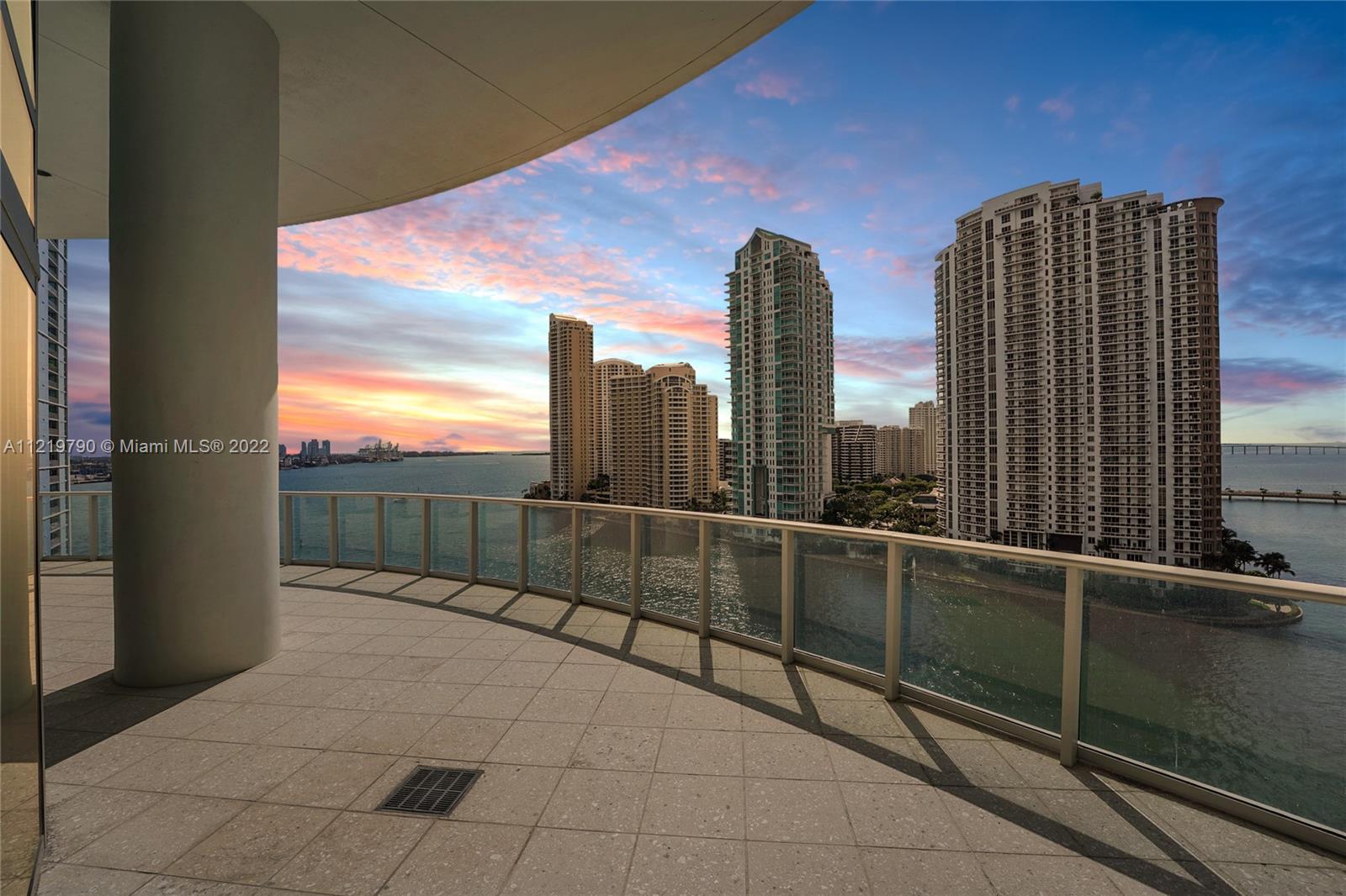 300 S Biscayne Blvd Unit: T-3405