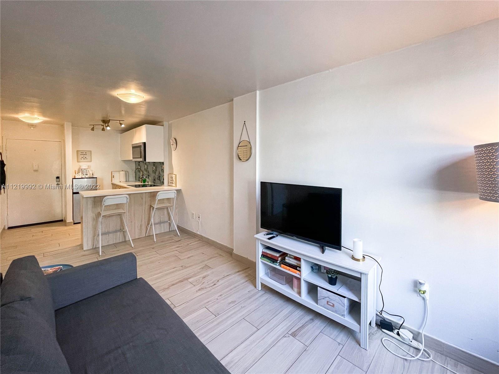 710 Washington Ave Unit: 323