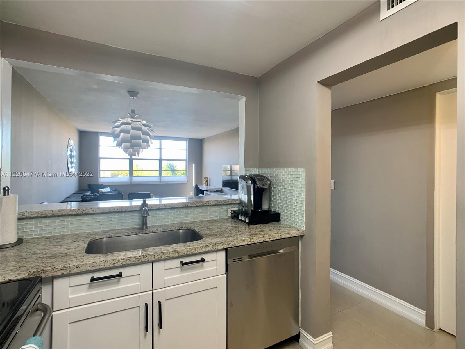 1020 Meridian Ave Unit: 612
