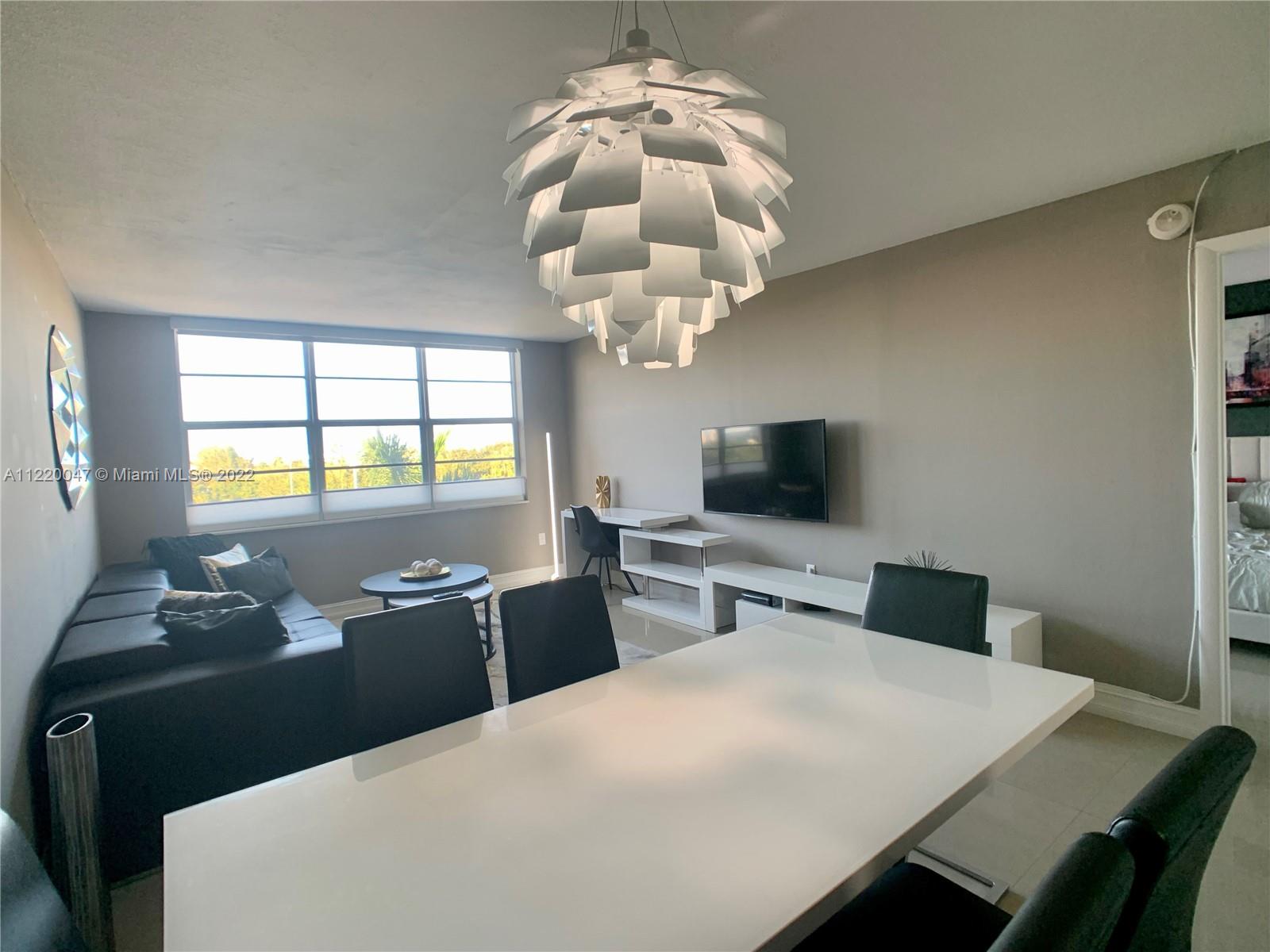 1020 Meridian Ave Unit: 612