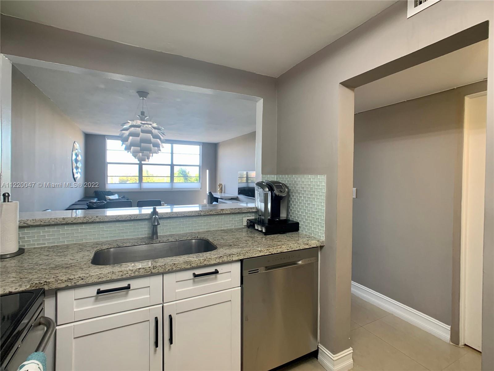1020 Meridian Ave Unit: 612