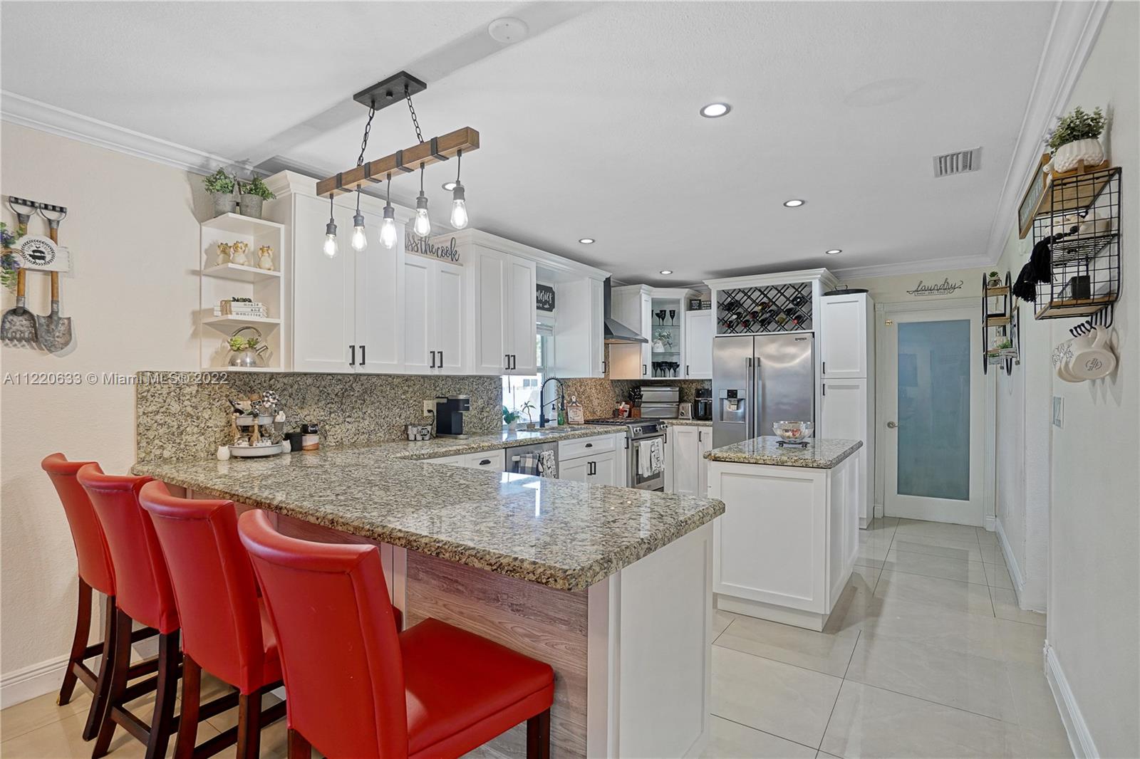 9102 SW 65th Ter