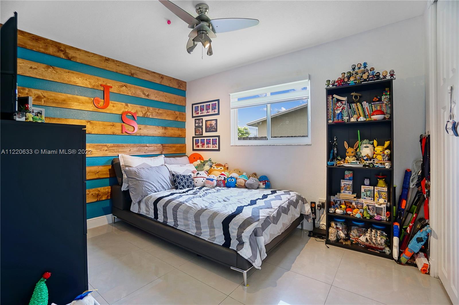 9102 SW 65th Ter