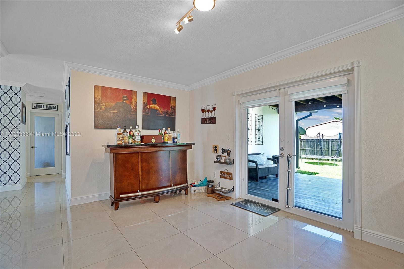 9102 SW 65th Ter