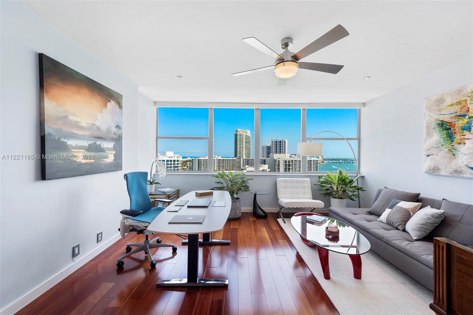 20 Island Ave Unit: PH2
