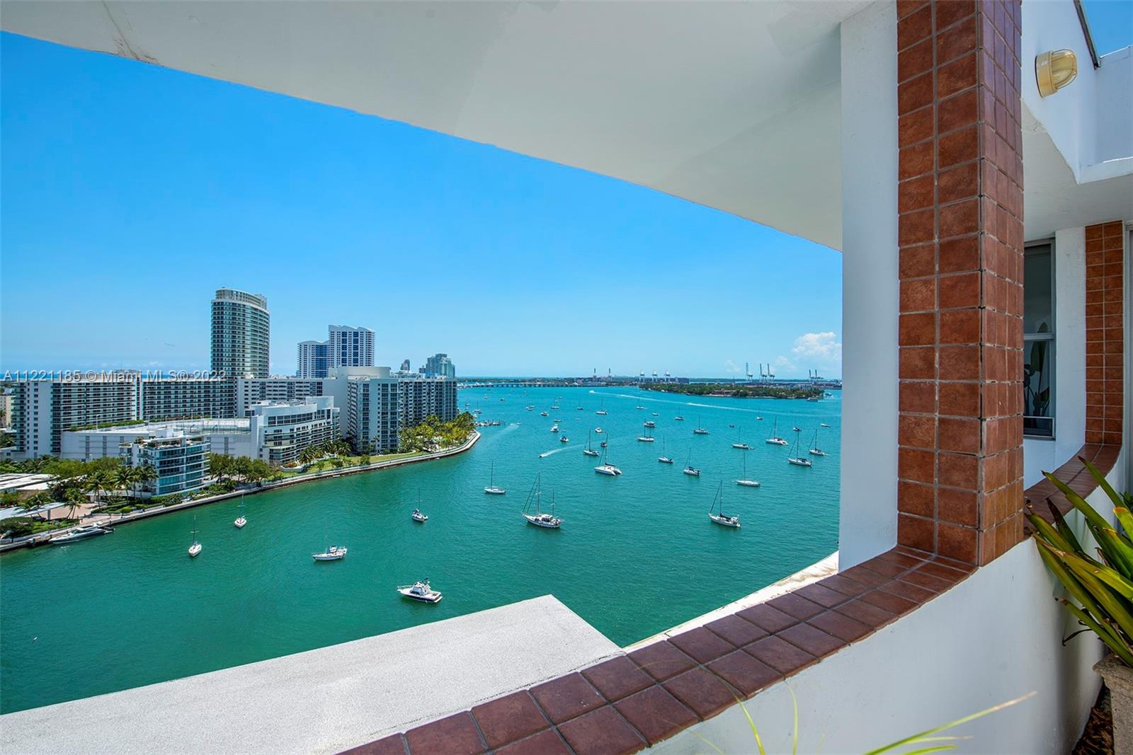 20 Island Ave Unit: PH2