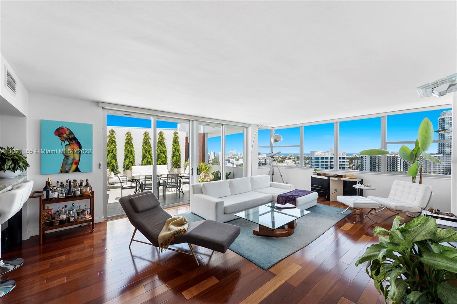 20 Island Ave Unit: PH2