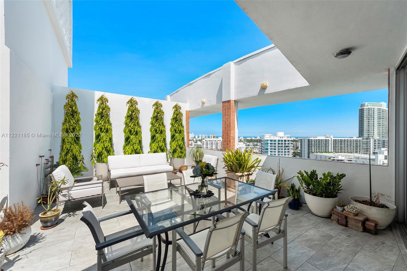 20 Island Ave Unit: PH2