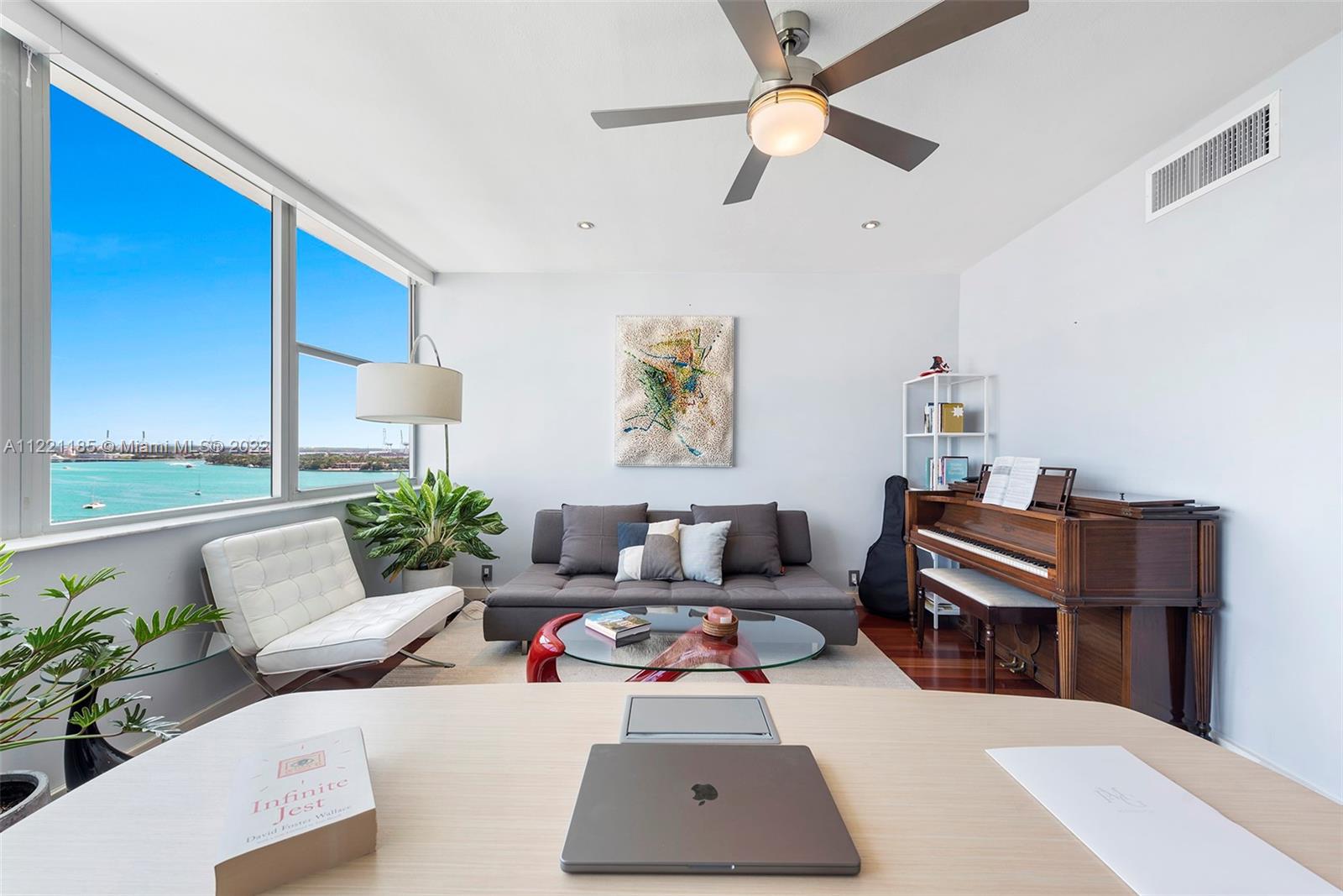 20 Island Ave Unit: PH2