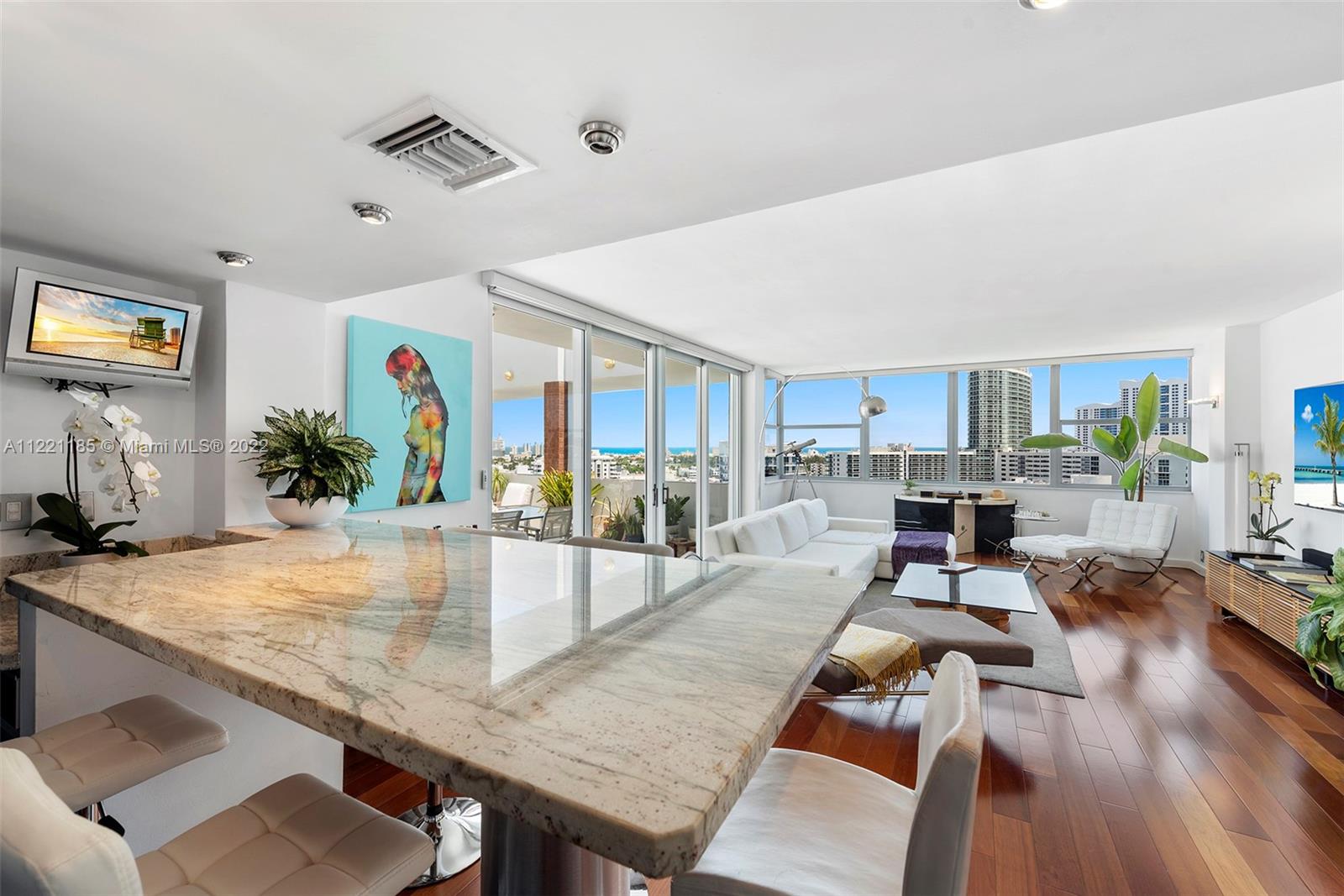 20 Island Ave Unit: PH2