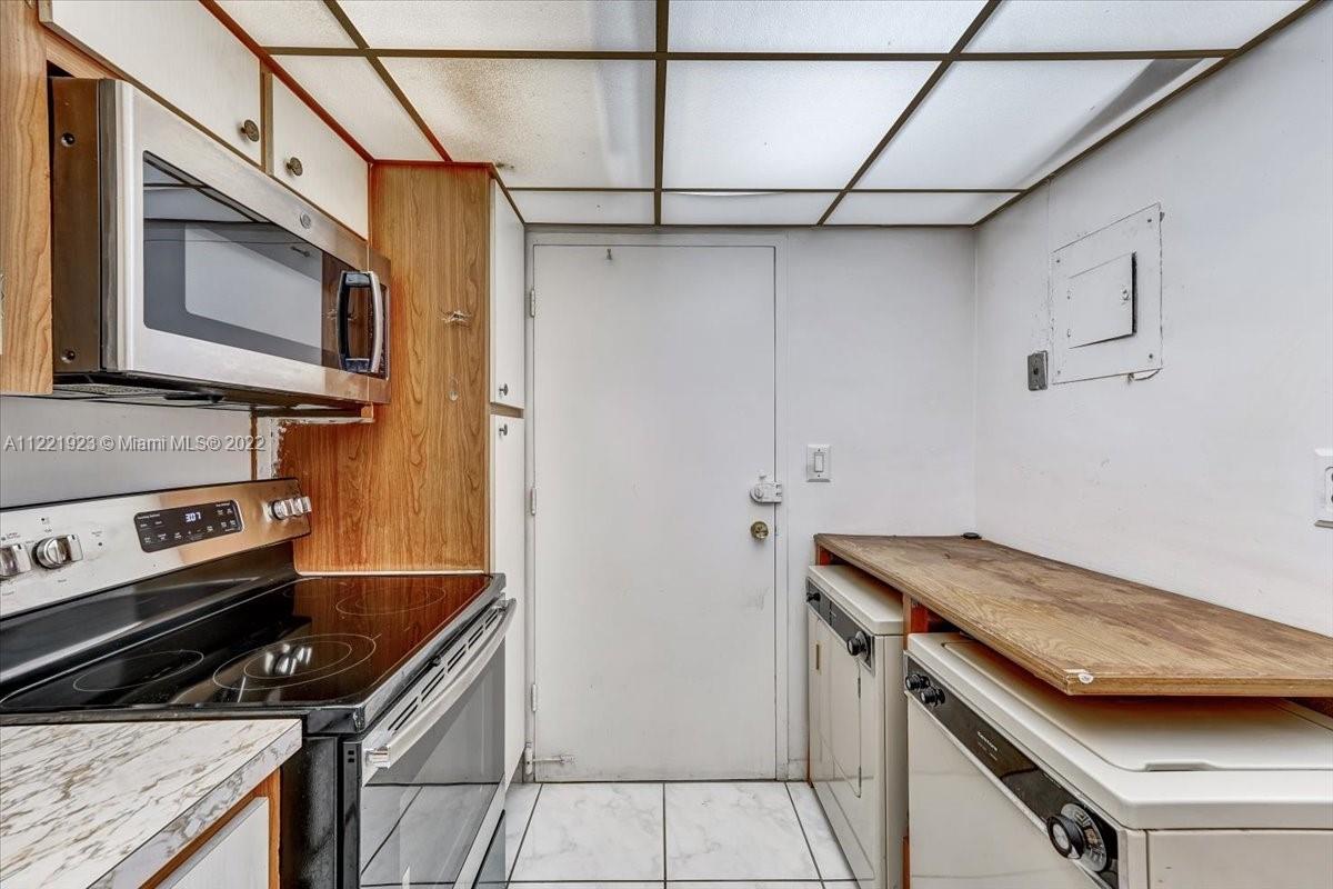 1130 11th St Unit: 2D