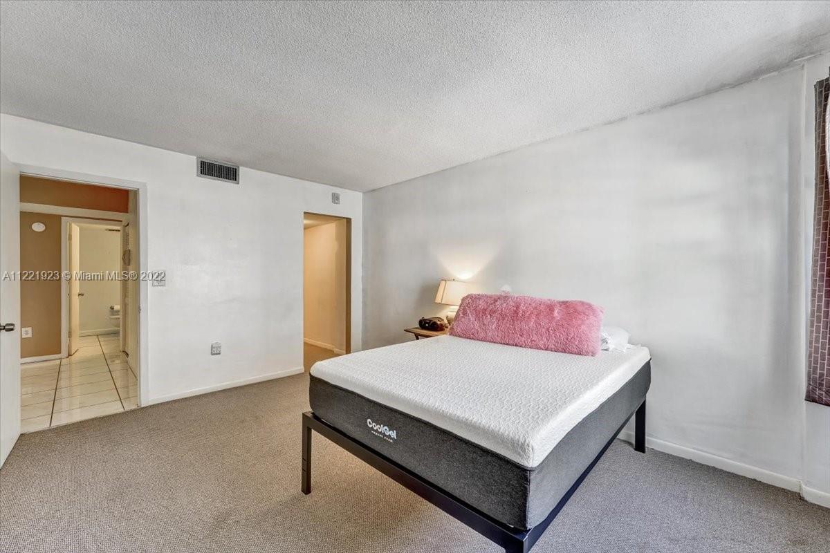 1130 11th St Unit: 2D