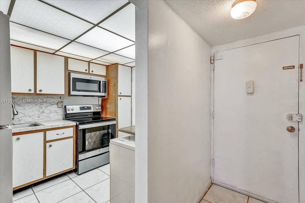 1130 11th St Unit: 2D
