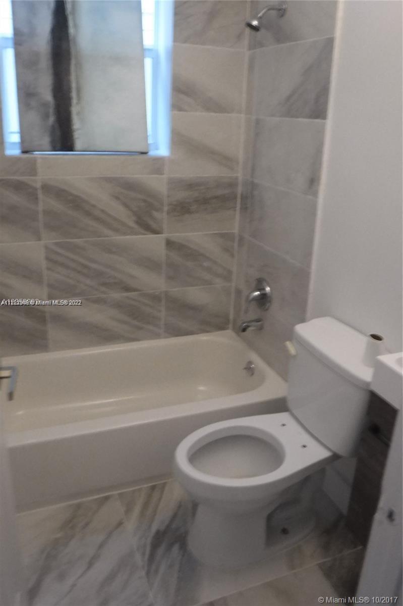 1618 Michigan Ave Unit: 6
