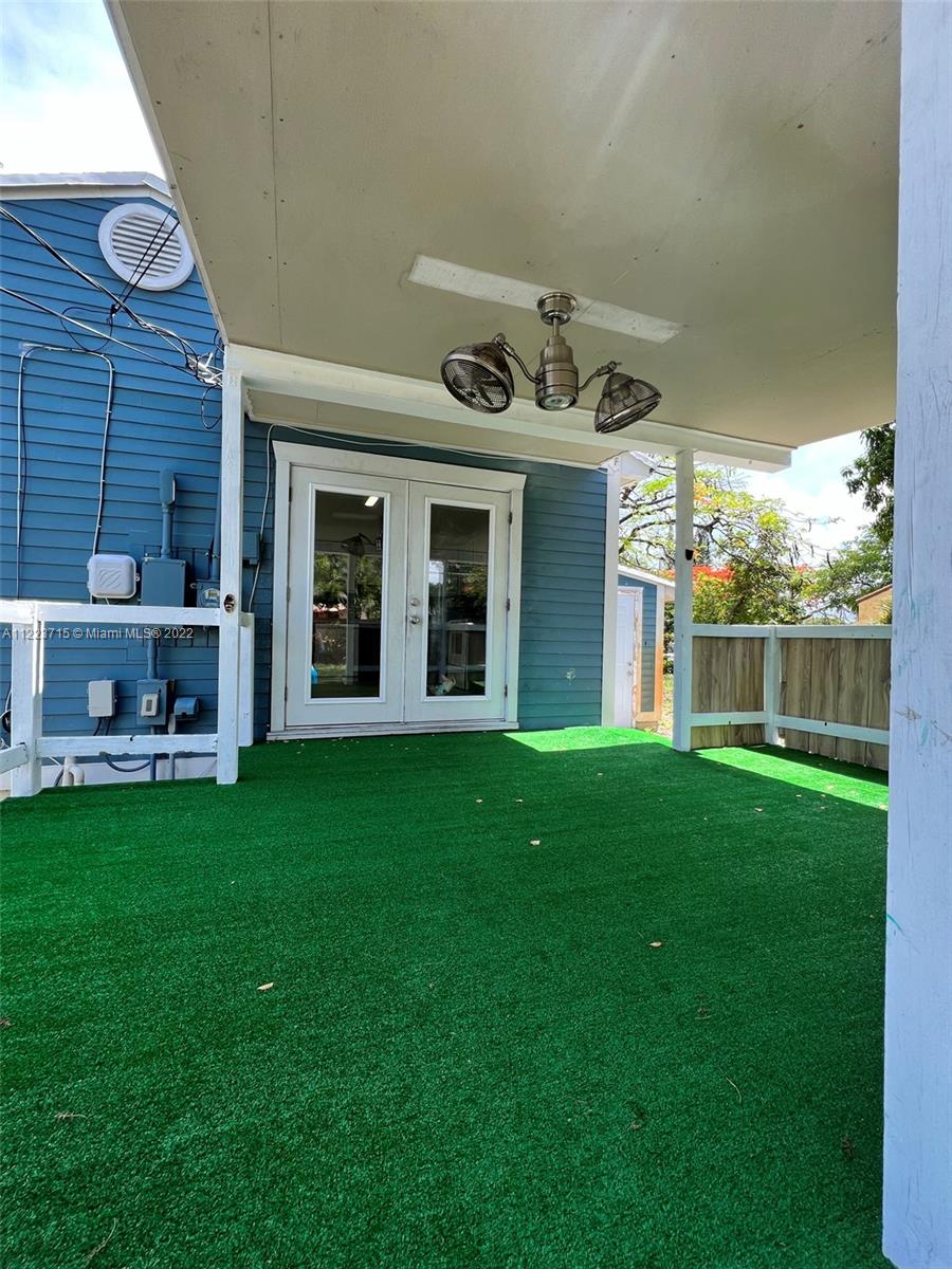 1518 SW 2nd Ave Unit: 0