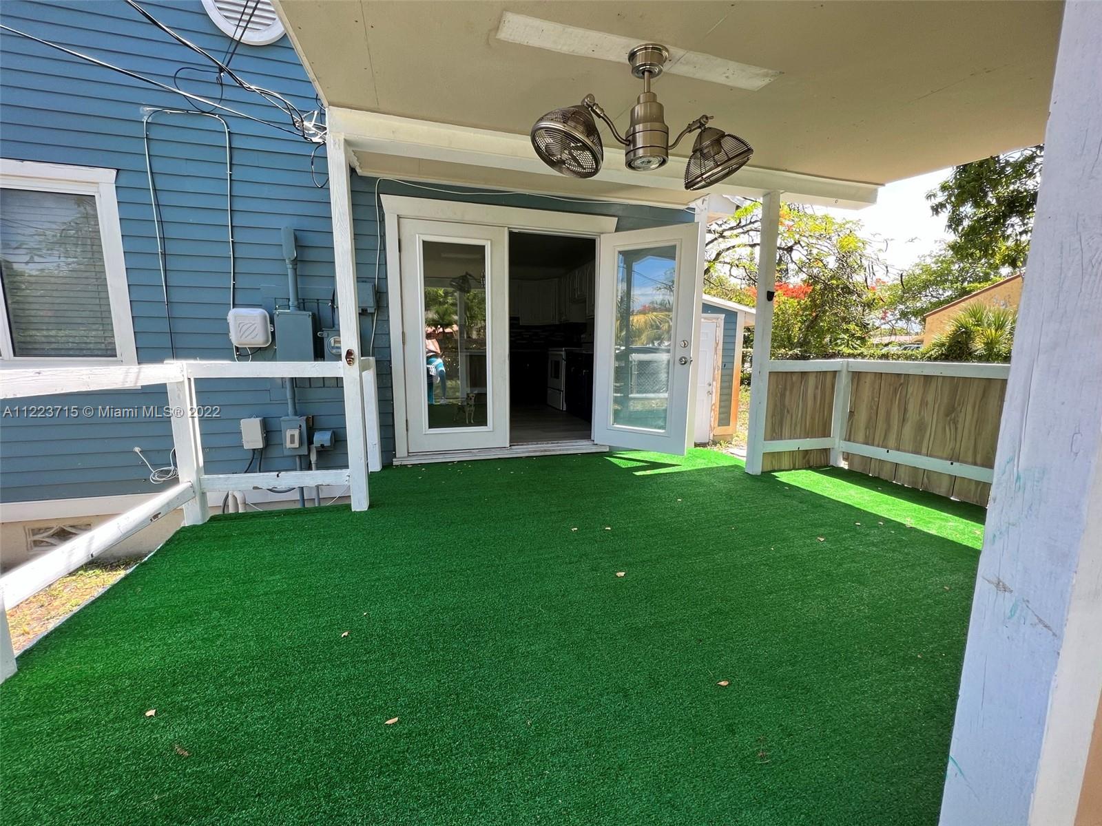 1518 SW 2nd Ave Unit: 0