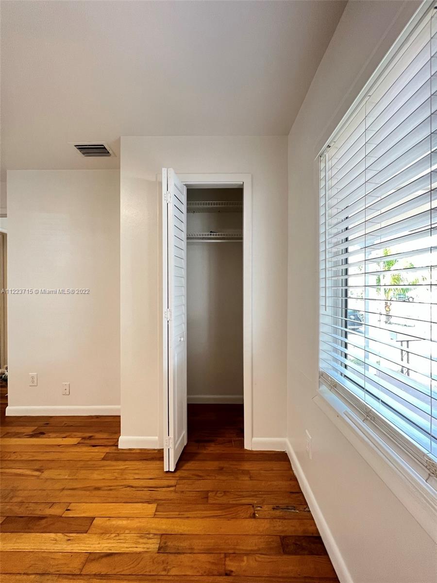 1518 SW 2nd Ave Unit: 0