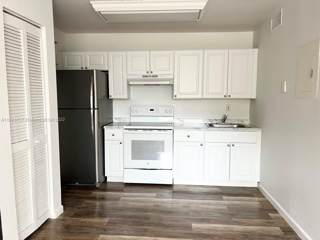 1337 Euclid Ave Unit: 108