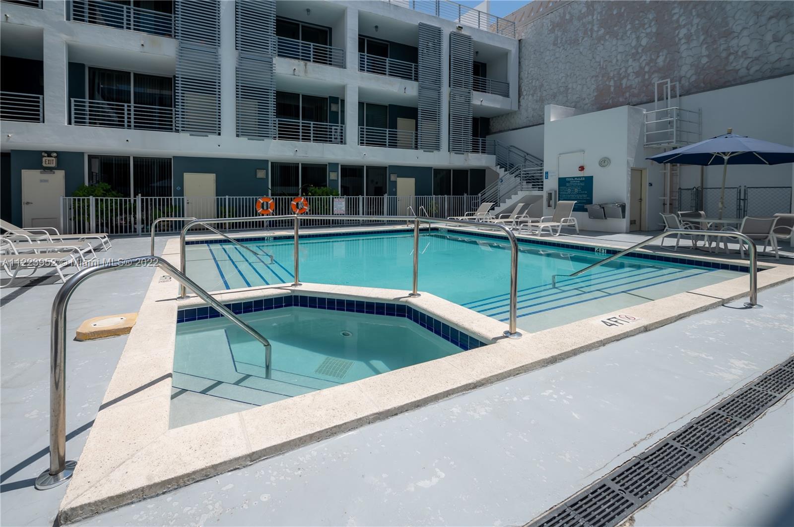 3339 Virginia St Unit: 339