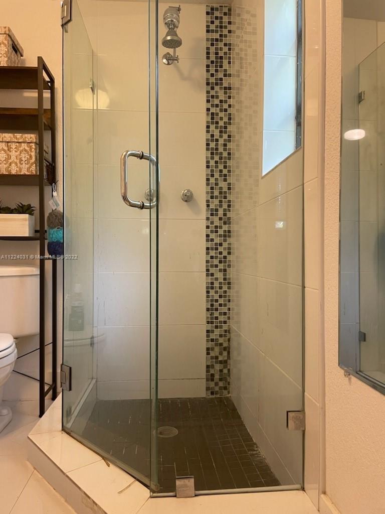 1222 Pizarro St Unit: 2