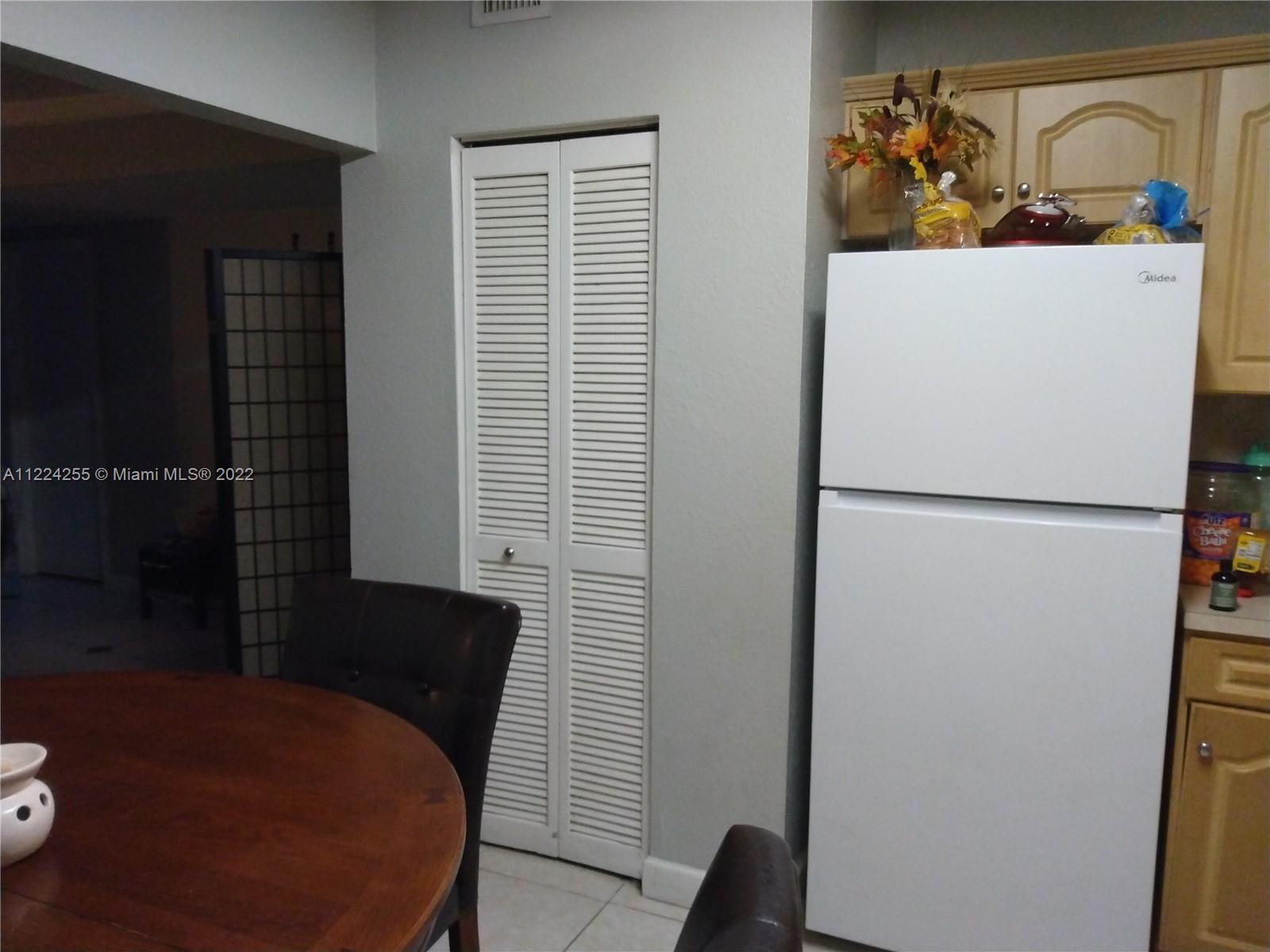 5100 SW 41st St Unit: 328