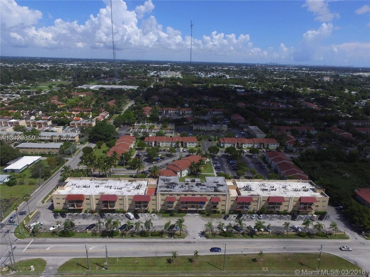 5100 SW 41st St Unit: 328