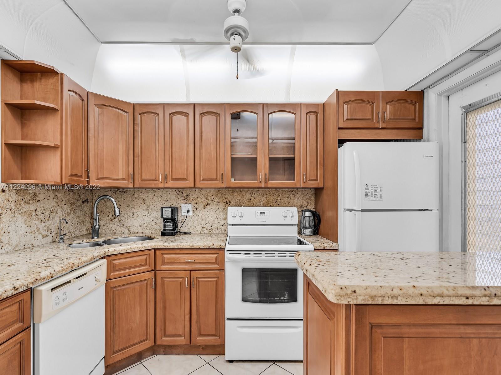 450 Paradise Isle Blvd Unit: 101
