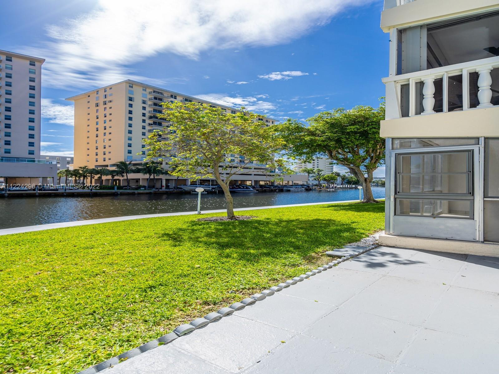 450 Paradise Isle Blvd Unit: 101