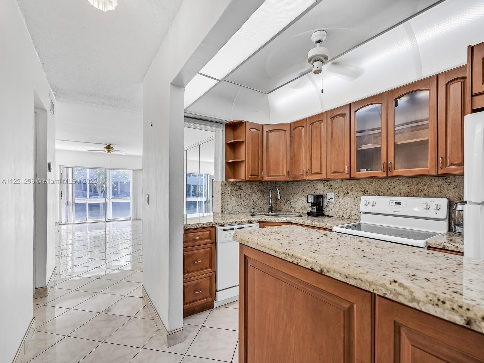 450 Paradise Isle Blvd Unit: 101