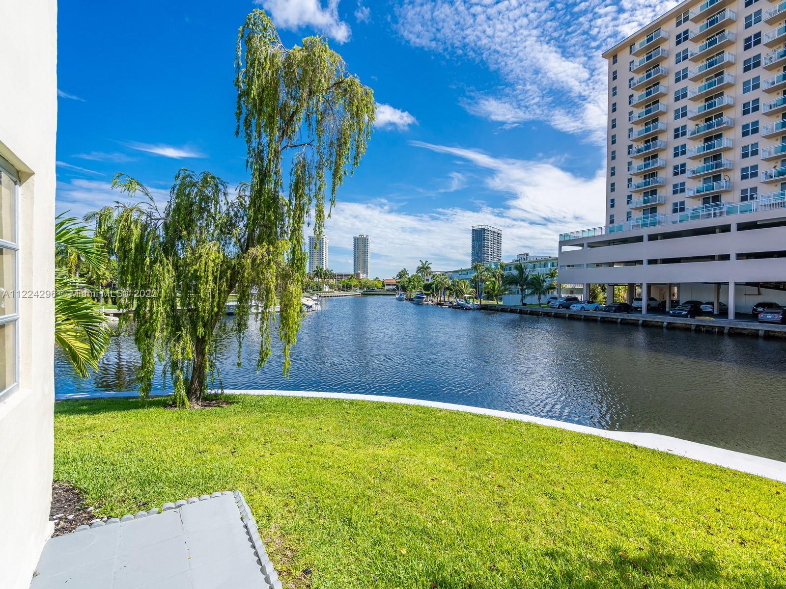 450 Paradise Isle Blvd Unit: 101