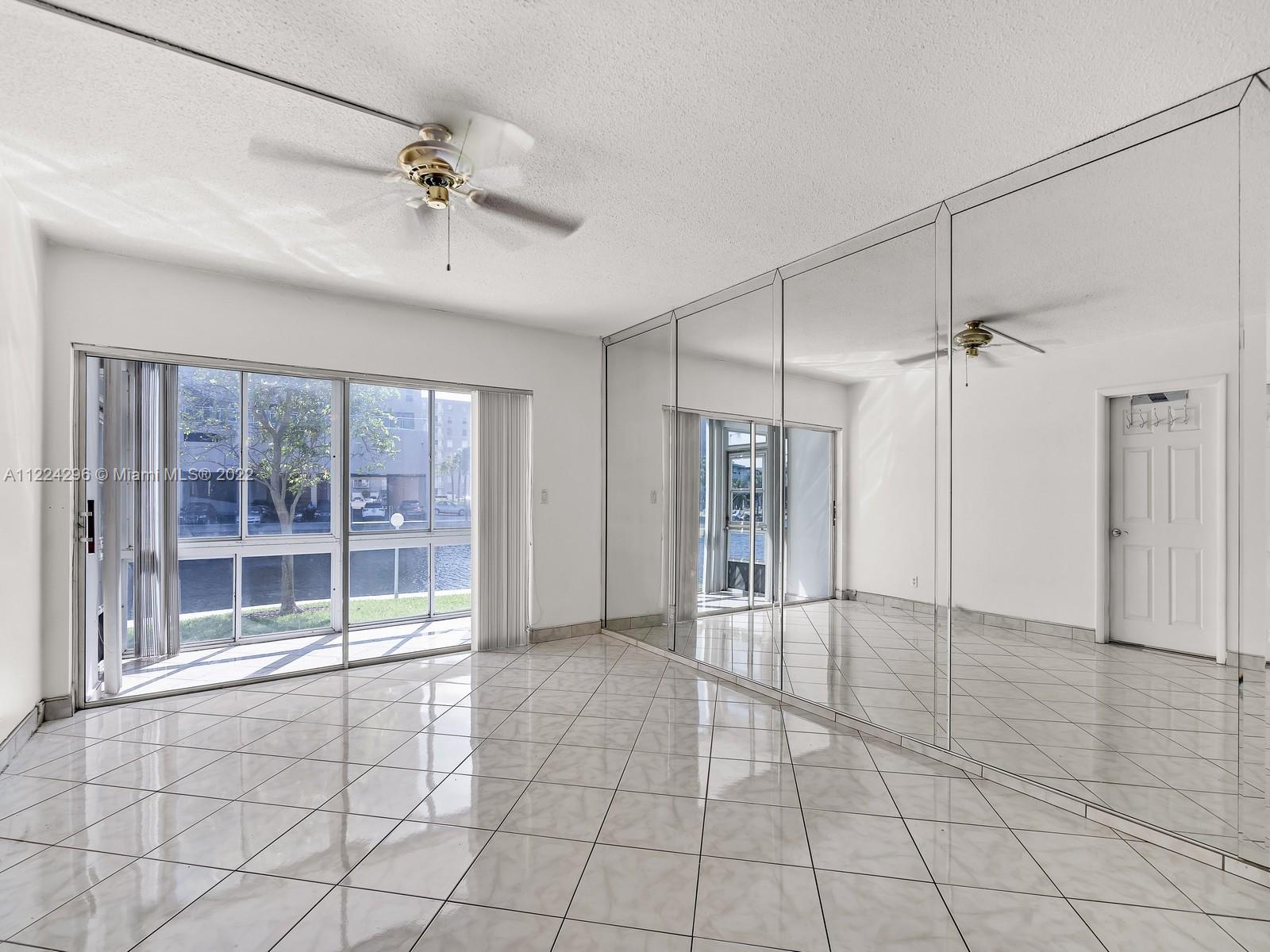 450 Paradise Isle Blvd Unit: 101