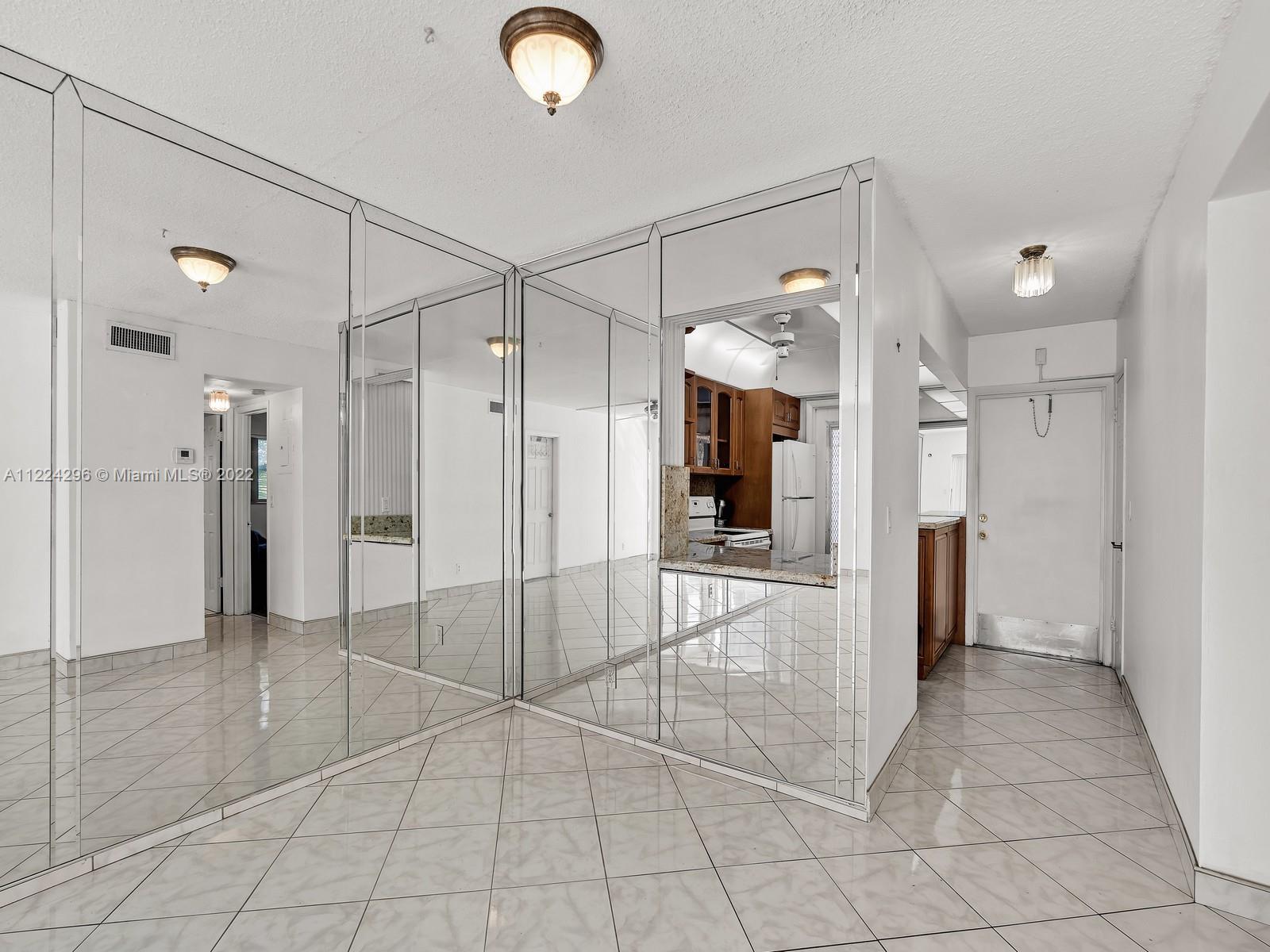 450 Paradise Isle Blvd Unit: 101