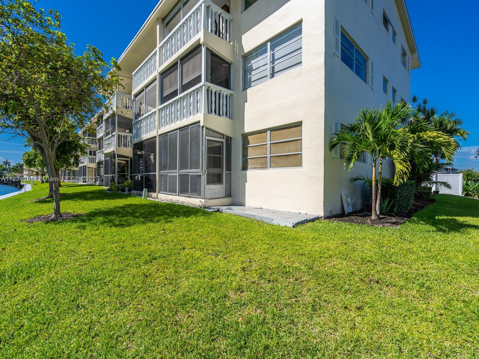 450 Paradise Isle Blvd Unit: 101