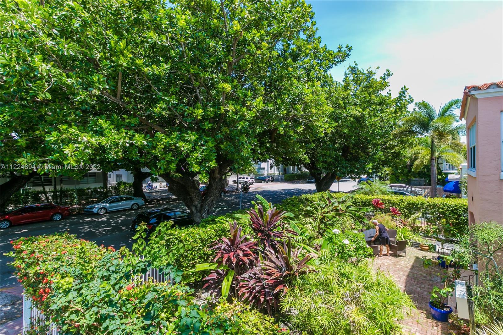 921 Meridian Ave Unit: 12