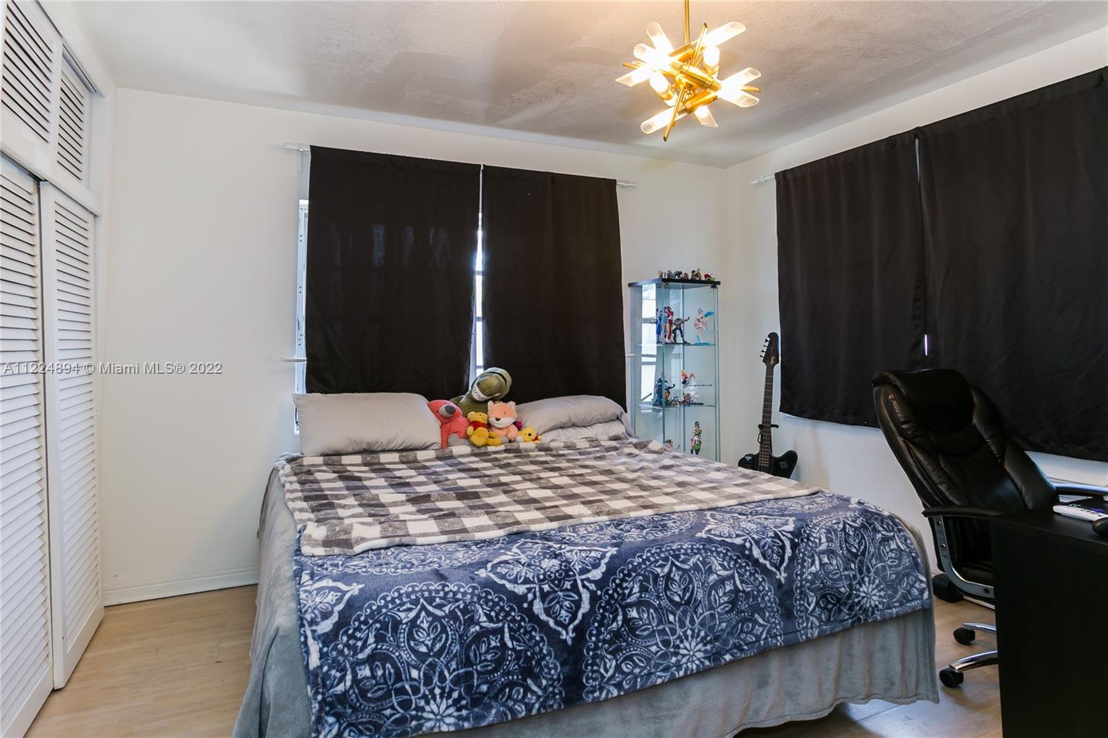 921 Meridian Ave Unit: 12