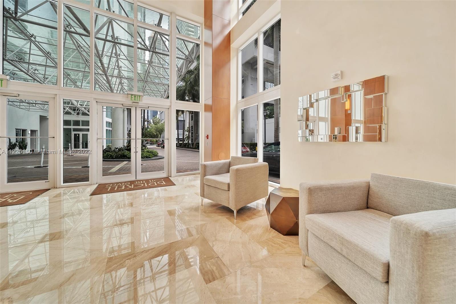 31 SE 5th St Unit: 1407